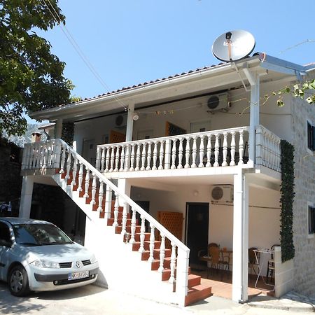 Apartments Vila San Каменари Экстерьер фото